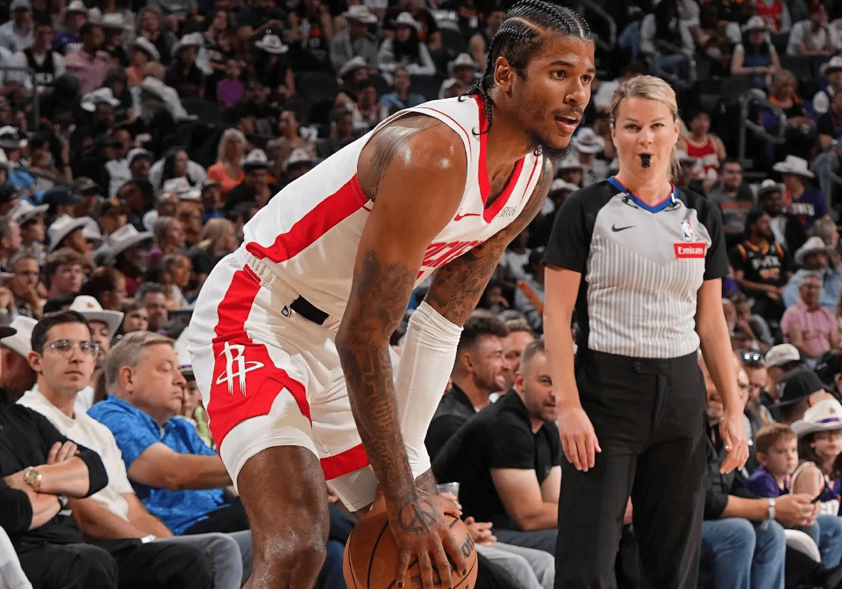 TheShy连续七场比赛得分超过表现优异，湖人不断突破！