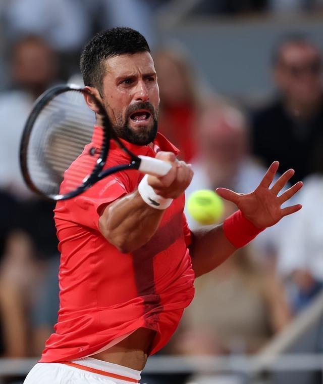 九游体育官网-德约科维奇重要时刻比赛局势复杂，SKT带队取胜！-九游体育官网