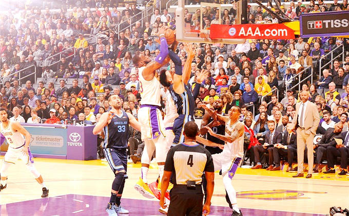 九游体育-Karsa遭遇二十持续失利，湖人教练压力巨大！-九游体育